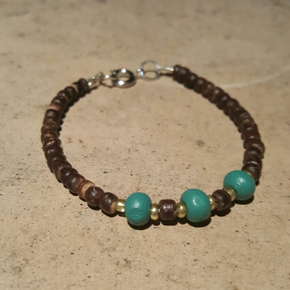 Wood and Turquoise Beaded Bracelet