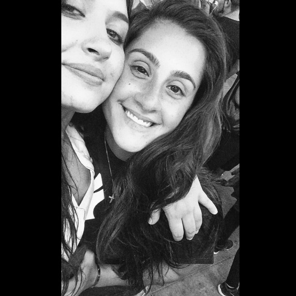 Meet your Posher, Bianca - Picture 1 of 1