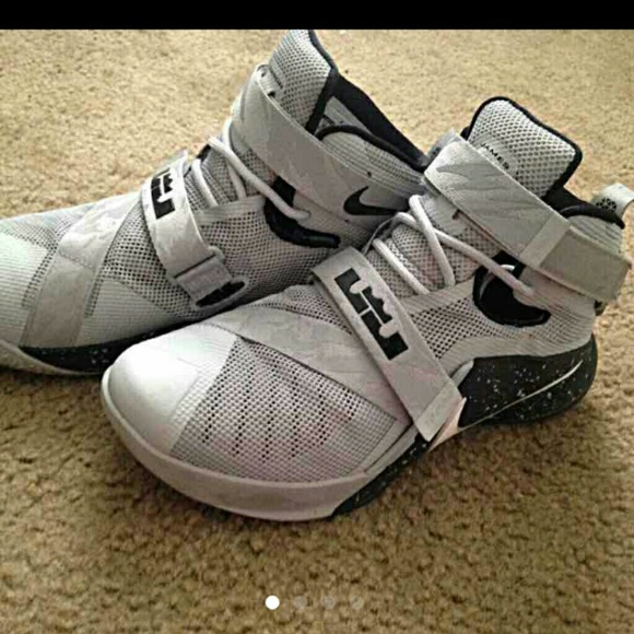 Nike Lebron James Shoes