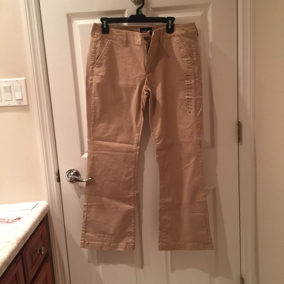 New with tags American eagle khakis