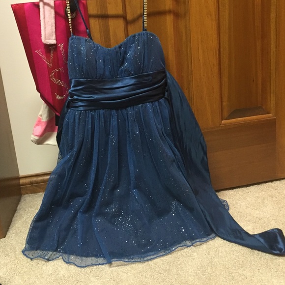 Short party dress