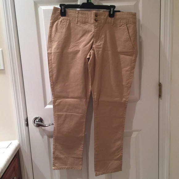 Brand new American eagle khakis
