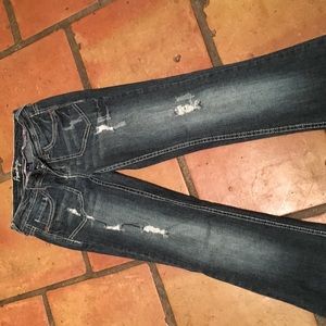 Size 3 Amethyst Jeans with some distress💜