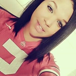 Meet your Posher, Janelle lynn