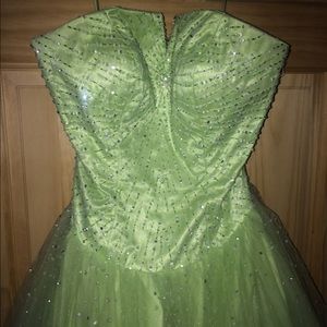 Long puffy green dress