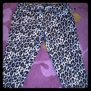 Animal print jeggings