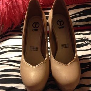 Nude high heels barely wear them