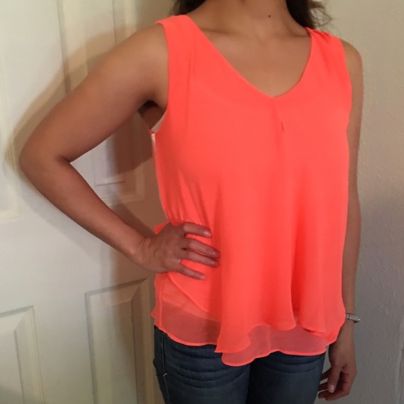 🚨Flash Sale 🚨 Orange short sleeve flowy top