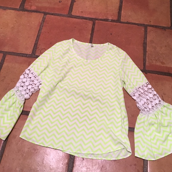 Lime green and white chevron blouse💚