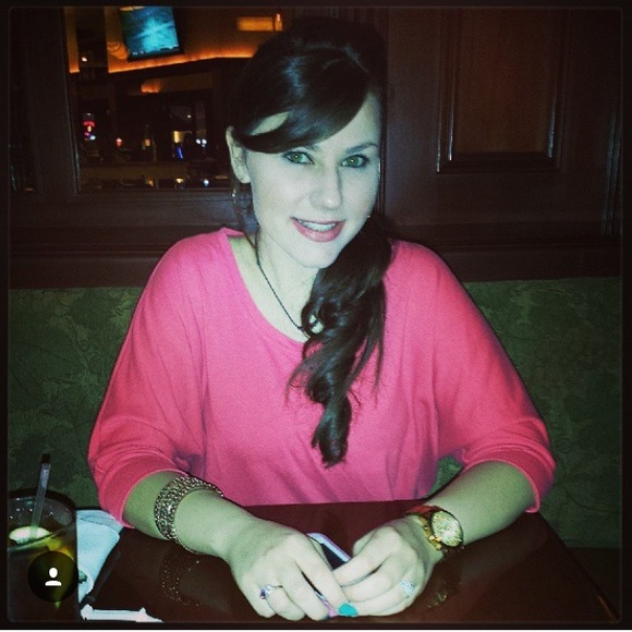 Meet your Posher, Michele - Picture 1 of 1