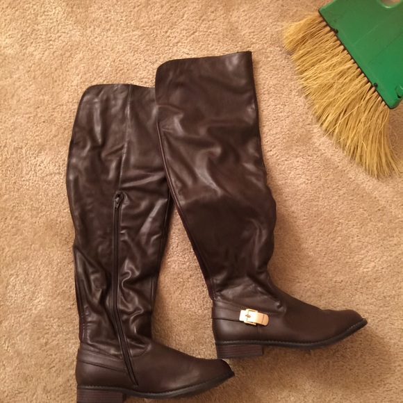 Brown boots