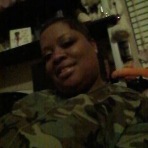 Meet your Posher, Evelyn