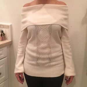 Off the shoulder cashmere sweater