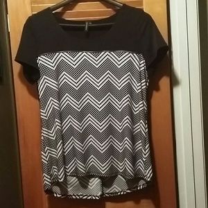 Two - toned comfortable fitting blouse