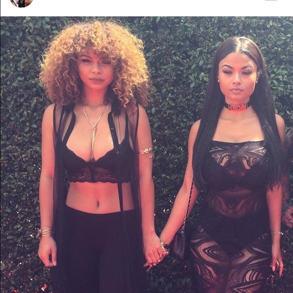 Meet your Posher, Caitlin