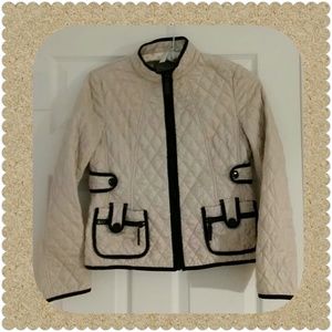 Ann Taylor  PETITES   Light jacket.✨