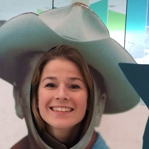 Meet your Posher, Gabrielle