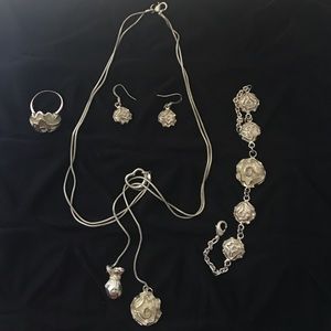 Sterling Silver Jewelry set.
