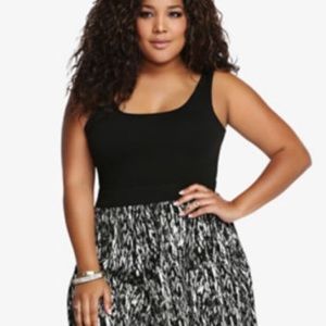 Black and white dress