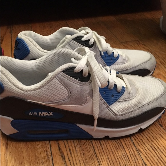 Nike AirMax Youth Size