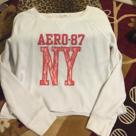 White sweater. - Picture 1 of 2