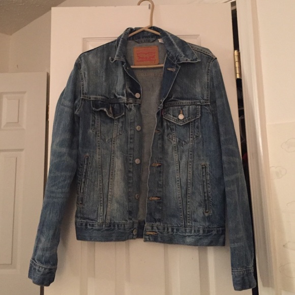 Levi's jean jacket