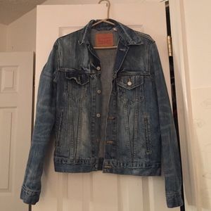 Levi's jean jacket