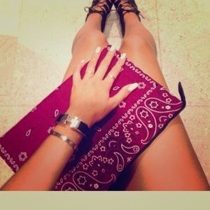 NWOT Festival 💕BANDANA print Clutch.