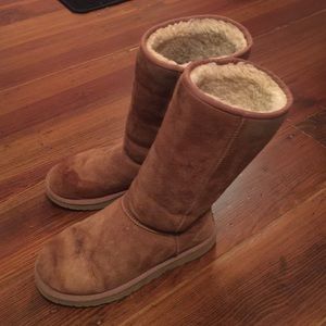 Tall chestnut Ugg boots