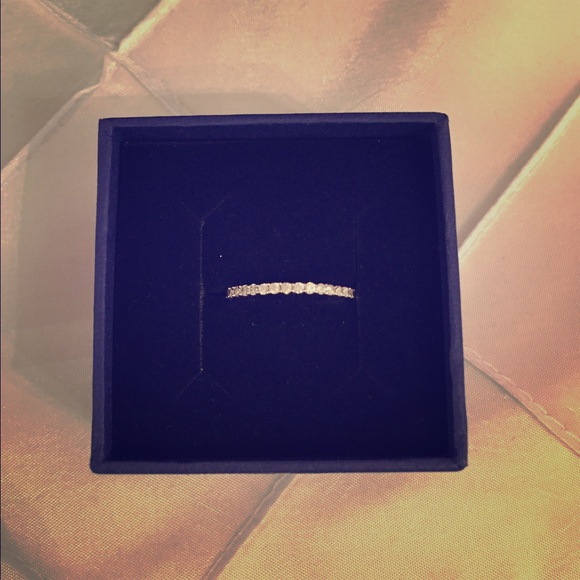 Swarovski Vittore Ring - Picture 1 of 3