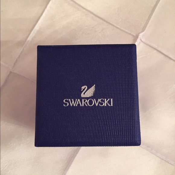 Swarovski Vittore Ring - Picture 3 of 3