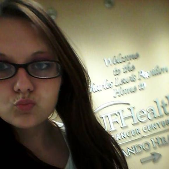 Meet your Posher, Aeda