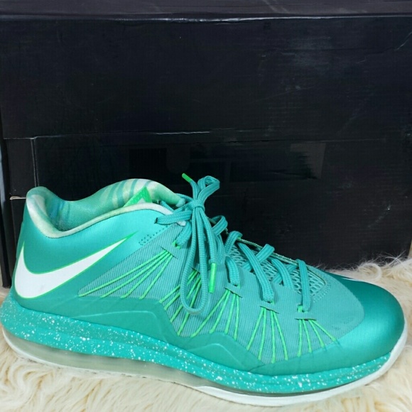 Nike Other - Nike LeBrons 9.5 men's