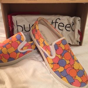 Women's Bucketfeet show, size 7