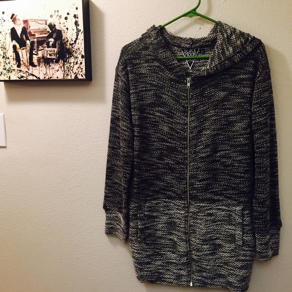 Urban Outfitters Sweaters - Gray hooded zip cardigan