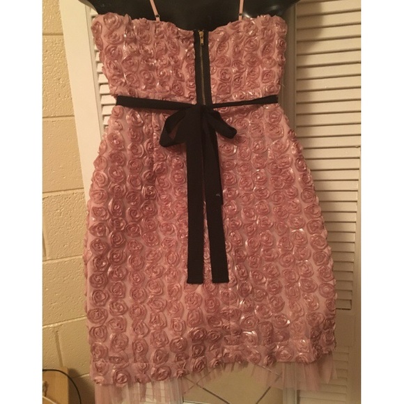 Pink Roses Dress - Picture 2 of 3