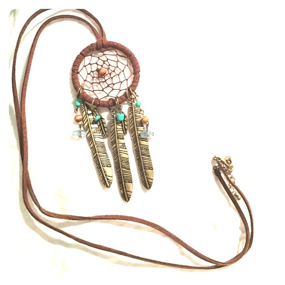 NWOT Dream Catcher necklace