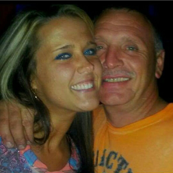 Meet your Posher, Jessica - Picture 1 of 1