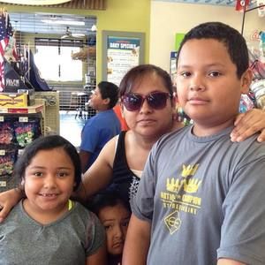 Meet your Posher, Yahir