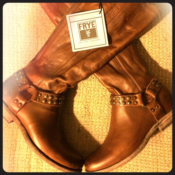 Phillip Studded Harness FRYE boots