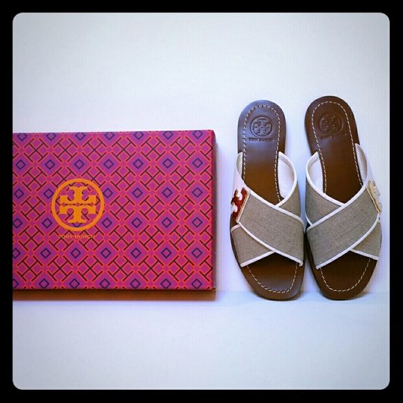 Tory Burch sandals in leather and canvas - Picture 1 of 4