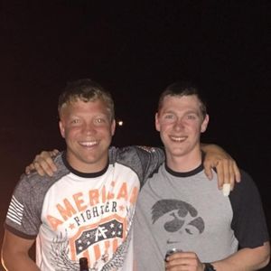 Meet your Posher, Levi