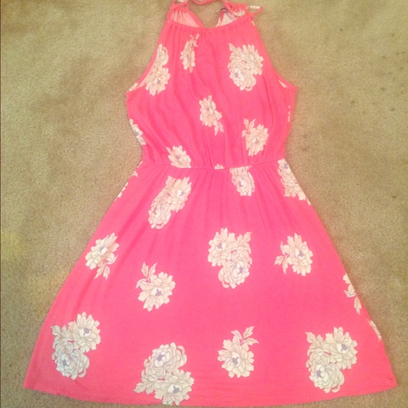 Old navy halter dress