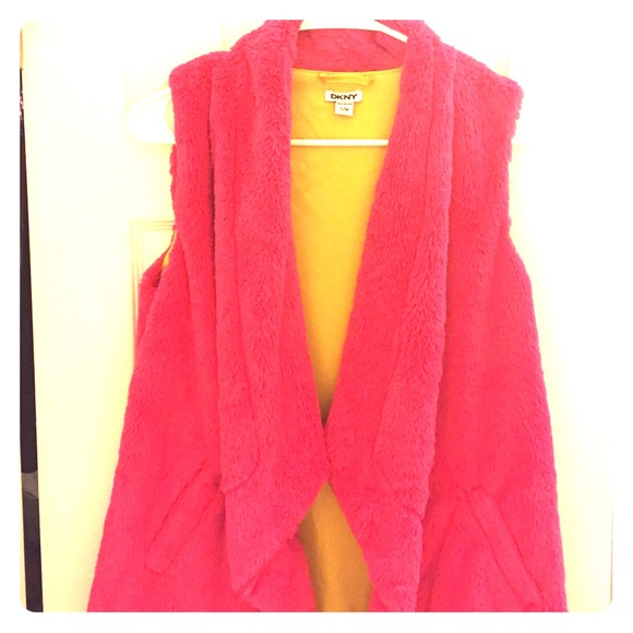 Fur vest