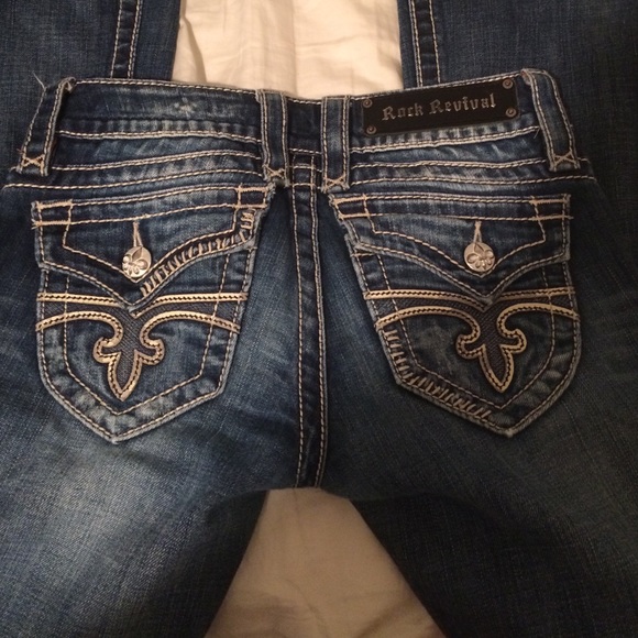 Rock revivals size 25