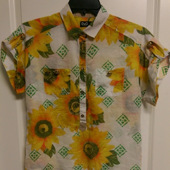 SOLD!!! On eB Dolce & Gabbana S/S Blouse