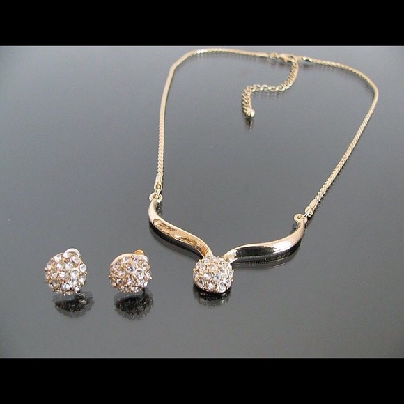 Gold Plated Rhinestone Necklace and Earring set