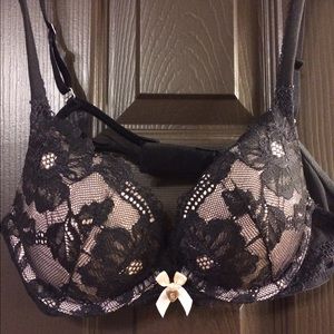Victoria's secret bra