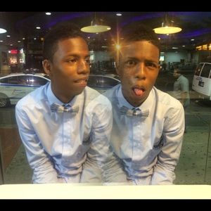 Meet your Posher, Zay