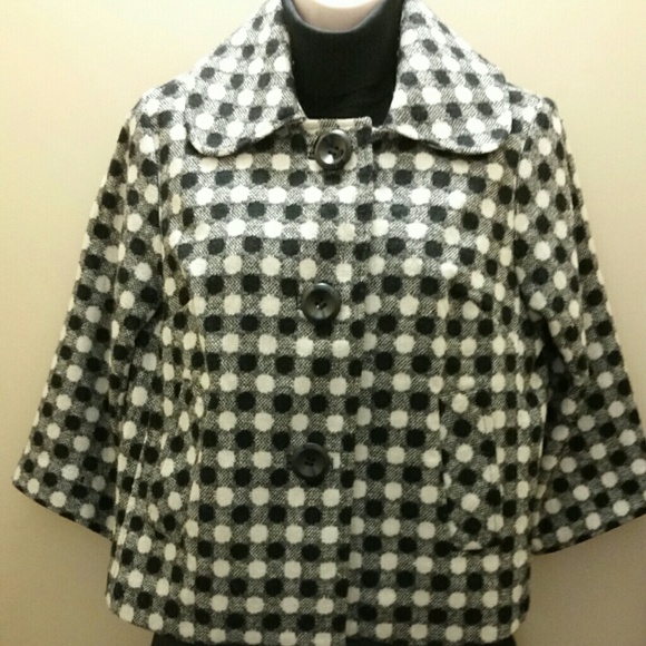 Black & White Button Up Jacket - Picture 2 of 4